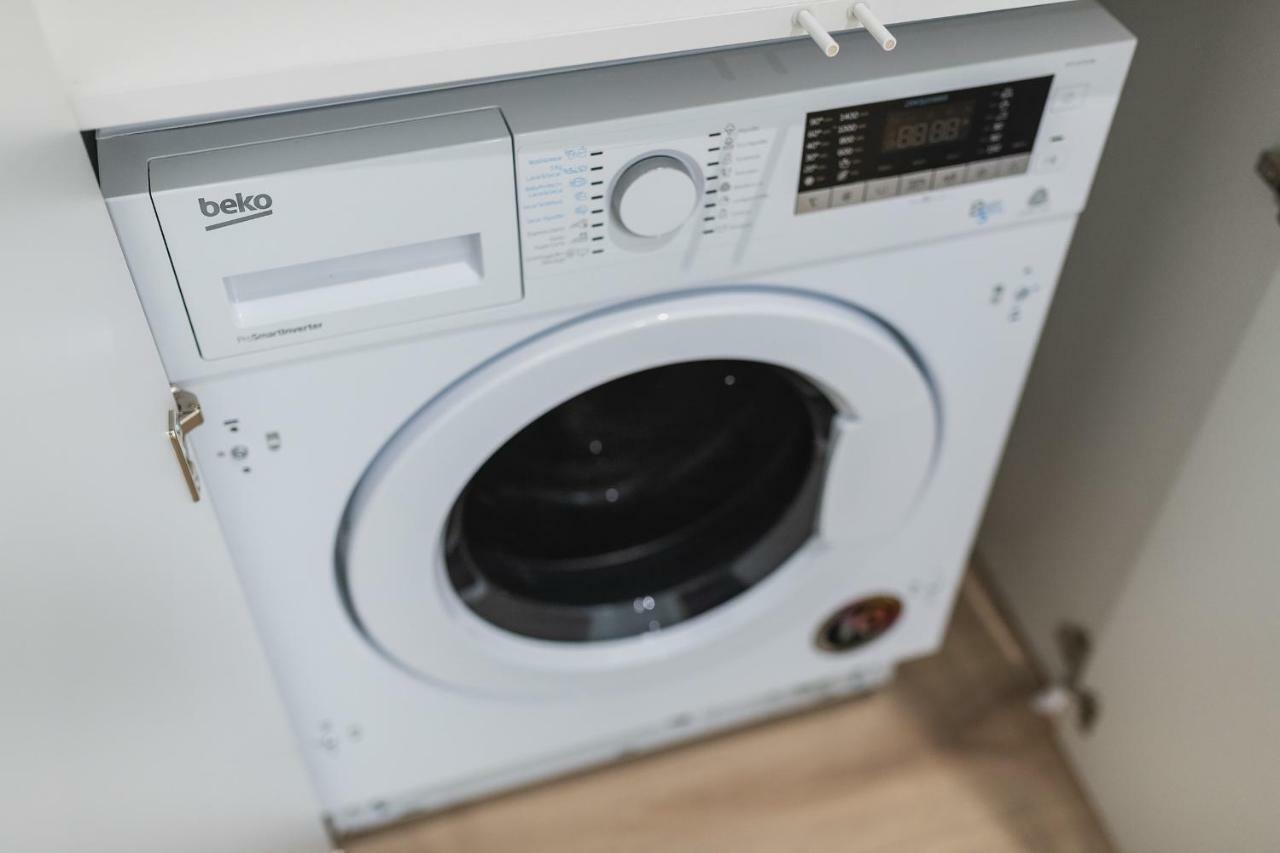 Yoursecondflat Grzybowska Varsó Kültér fotó